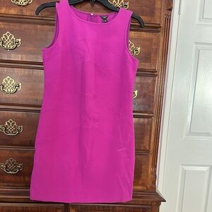 Elegant Pink Sleeveless Dress